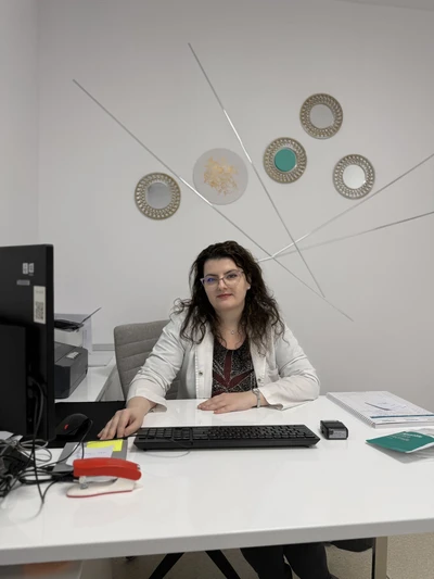 Dr. Zugravu Roxana-Luciana